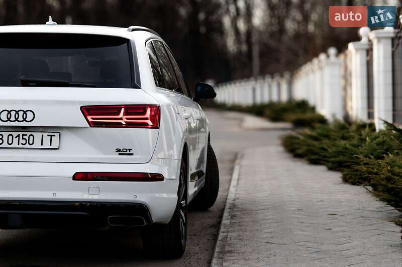 Внедорожник / Кроссовер Audi Q7 2018 в Виннице