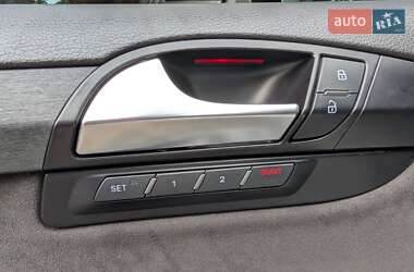 Позашляховик / Кросовер Audi Q7 2011 в 