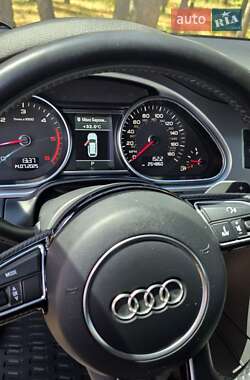 Позашляховик / Кросовер Audi Q7 2013 в 