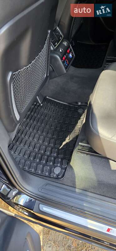 Внедорожник / Кроссовер Audi Q7 2013 в Днепре