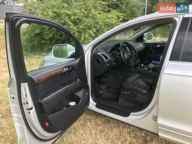 Внедорожник / Кроссовер Audi Q7 2010 в Киеве фото 9 Внедорожник / Кроссовер Audi Q7 2010 в Киеве