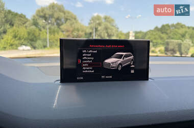 Внедорожник / Кроссовер Audi Q7 2016 в 