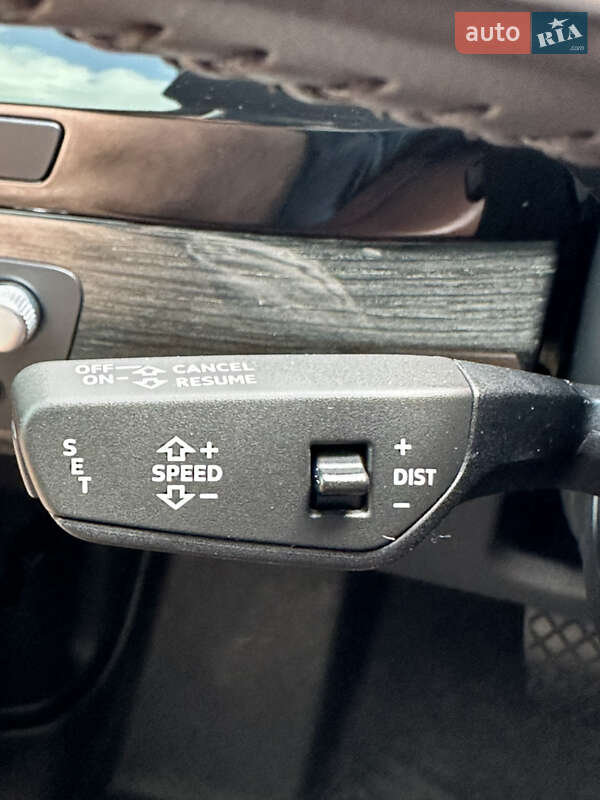 Позашляховик / Кросовер Audi Q7 2017 в Олександрії