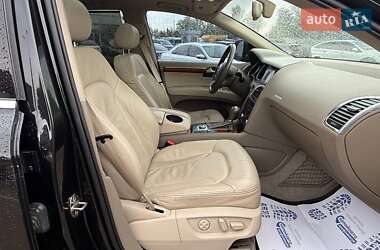 Позашляховик / Кросовер Audi Q7 2007 в 