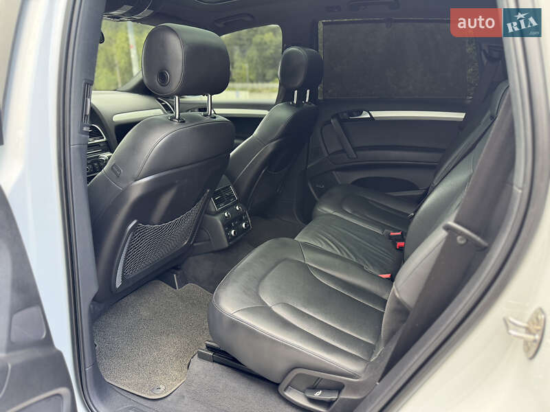 Позашляховик / Кросовер Audi Q7 2013 в Яворові