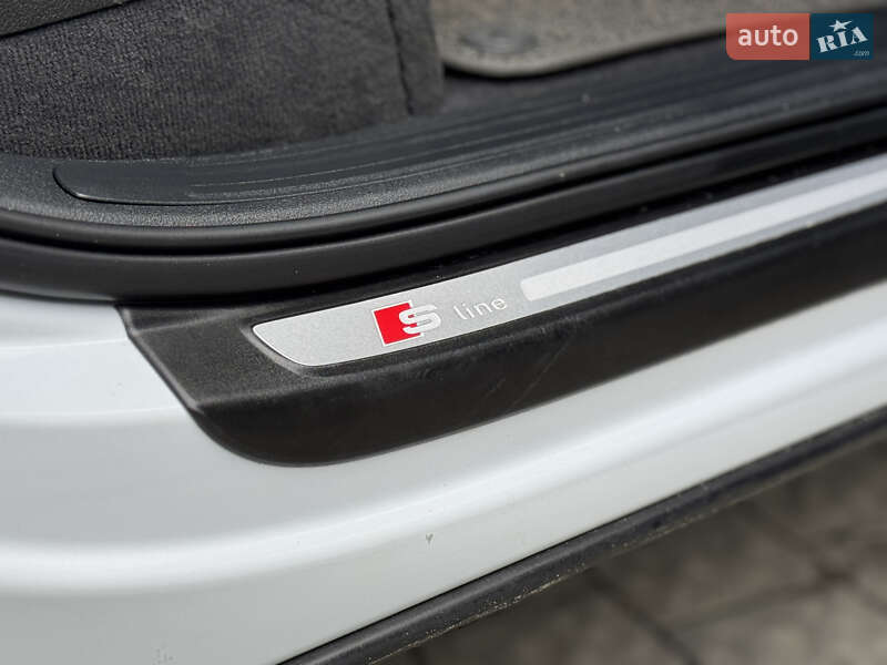 Позашляховик / Кросовер Audi Q7 2013 в Яворові
