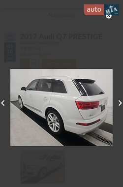 Позашляховик / Кросовер Audi Q7 2017 в 