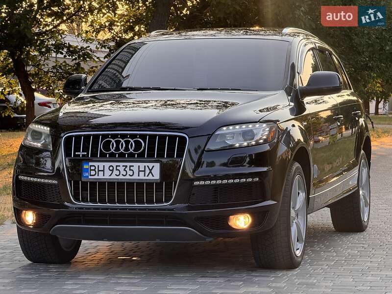Внедорожник / Кроссовер Audi Q7 2011 в Одессе