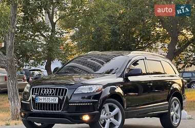 Внедорожник / Кроссовер Audi Q7 2011 в 
