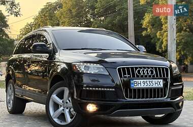 Внедорожник / Кроссовер Audi Q7 2011 в 
