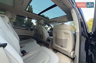 Внедорожник / Кроссовер Audi Q7 2011 в 