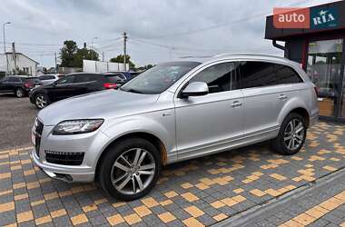 Внедорожник / Кроссовер Audi Q7 2015 в 