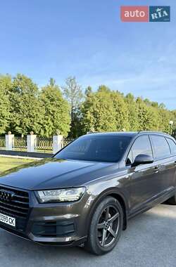 Внедорожник / Кроссовер Audi Q7 2018 в Звягеле