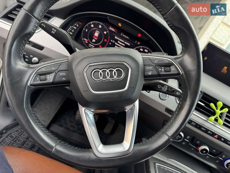Позашляховик / Кросовер Audi Q7 2016 в Новій Ушиці