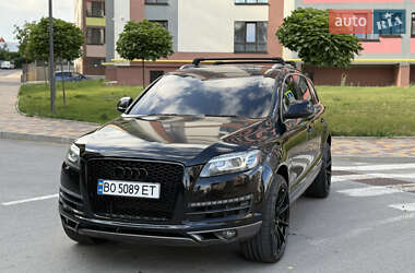 Внедорожник / Кроссовер Audi Q7 2012 в 