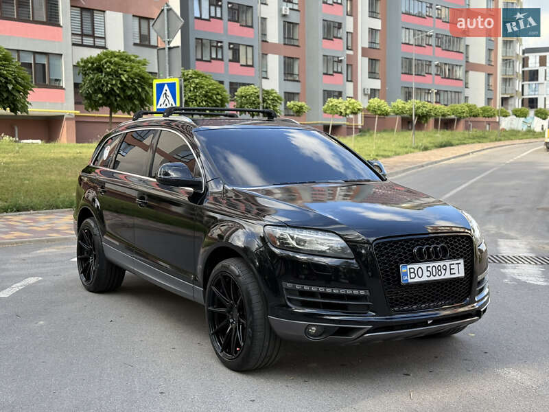 Позашляховик / Кросовер Audi Q7 2012 в Тернополі