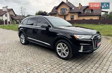 Внедорожник / Кроссовер Audi Q7 2020 в 