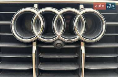 Внедорожник / Кроссовер Audi Q7 2020 в 