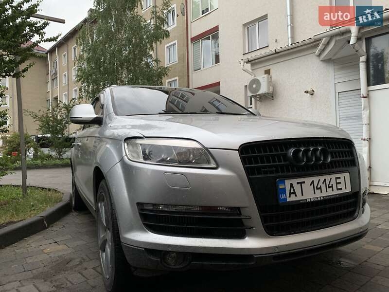 Внедорожник / Кроссовер Audi Q7 2006 в 