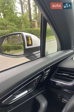 Внедорожник / Кроссовер Audi Q7 2017 в 