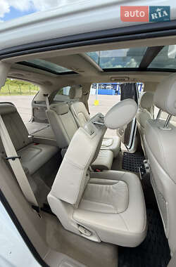 Позашляховик / Кросовер Audi Q7 2010 в 