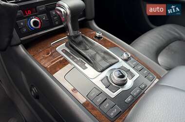 Позашляховик / Кросовер Audi Q7 2013 в 