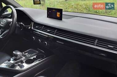 Внедорожник / Кроссовер Audi Q7 2019 в 