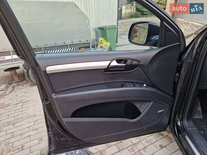 Внедорожник / Кроссовер Audi Q7 2013 в Тернополе