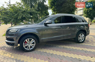Внедорожник / Кроссовер Audi Q7 2011 в 