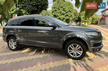 Внедорожник / Кроссовер Audi Q7 2011 в 