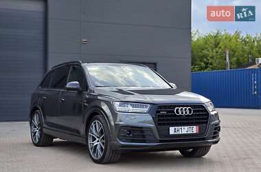 Внедорожник / Кроссовер Audi Q7 2019 в 