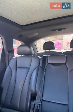 Позашляховик / Кросовер Audi Q7 2016 в 
