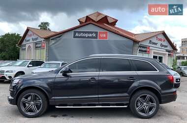 Внедорожник / Кроссовер Audi Q7 2013 в 