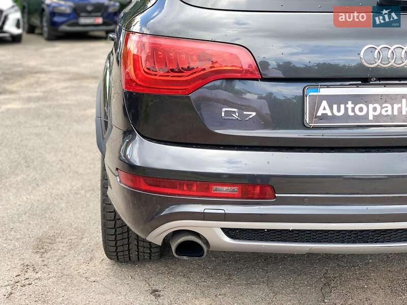 Внедорожник / Кроссовер Audi Q7 2013 в Виннице