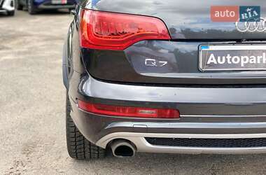 Внедорожник / Кроссовер Audi Q7 2013 в 