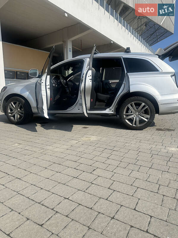 Внедорожник / Кроссовер Audi Q7 2010 в Львове