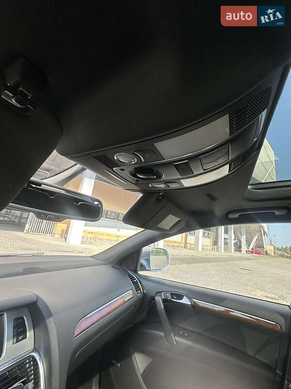 Внедорожник / Кроссовер Audi Q7 2010 в Львове