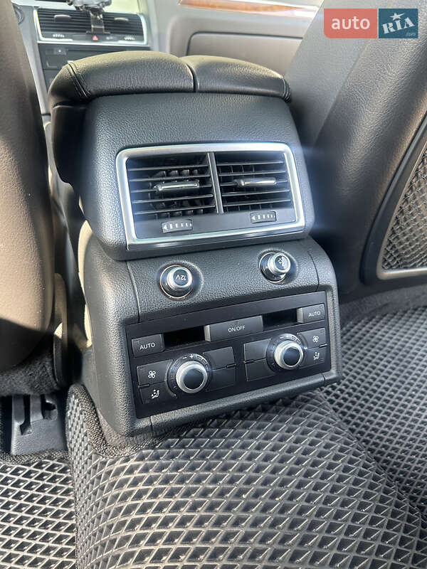 Внедорожник / Кроссовер Audi Q7 2010 в Львове