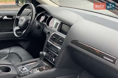 Внедорожник / Кроссовер Audi Q7 2013 в 