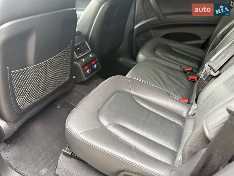 Внедорожник / Кроссовер Audi Q7 2014 в Хмельницком