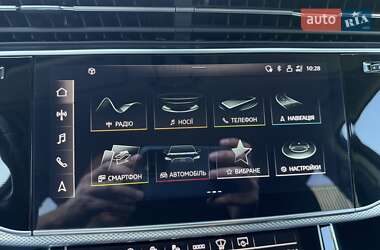 Внедорожник / Кроссовер Audi Q7 2020 в 