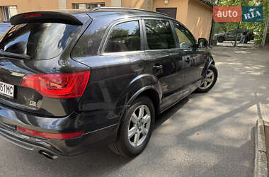 Внедорожник / Кроссовер Audi Q7 2011 в 