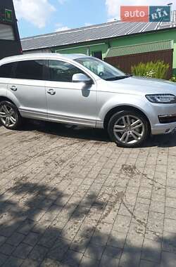 Внедорожник / Кроссовер Audi Q7 2010 в 