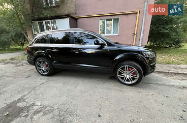 Внедорожник / Кроссовер Audi Q7 2009 в Киеве