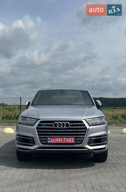 Audi Q7 2016