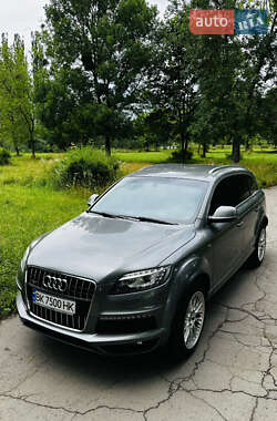 Audi Q7 2010 Audi Q7 2010
