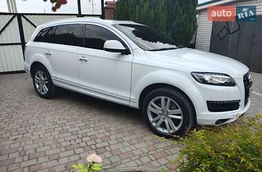 Внедорожник / Кроссовер Audi Q7 2014 в 