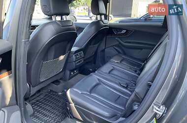 Внедорожник / Кроссовер Audi Q7 2018 в 