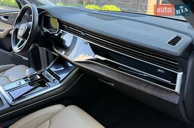 Внедорожник / Кроссовер Audi Q7 2020 в 