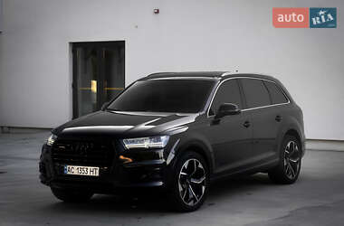 Внедорожник / Кроссовер Audi Q7 2017 в Луцке